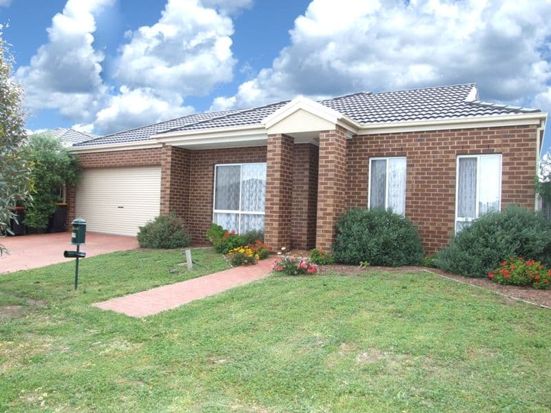 17 Silverleaf Drive, MELTON VIC 3337, Melton - Image 1