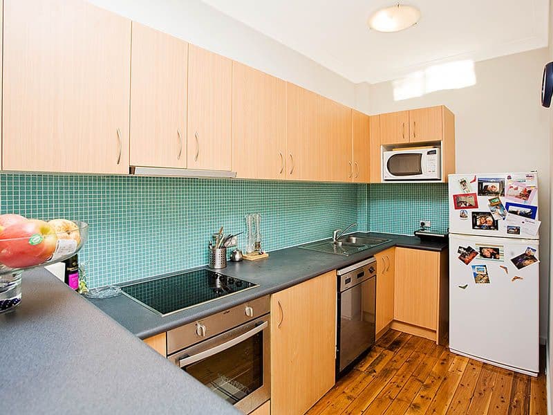 15 Russell Avenue, Norman Park, QLD, 4170, Norman Park - Thumbnail 4