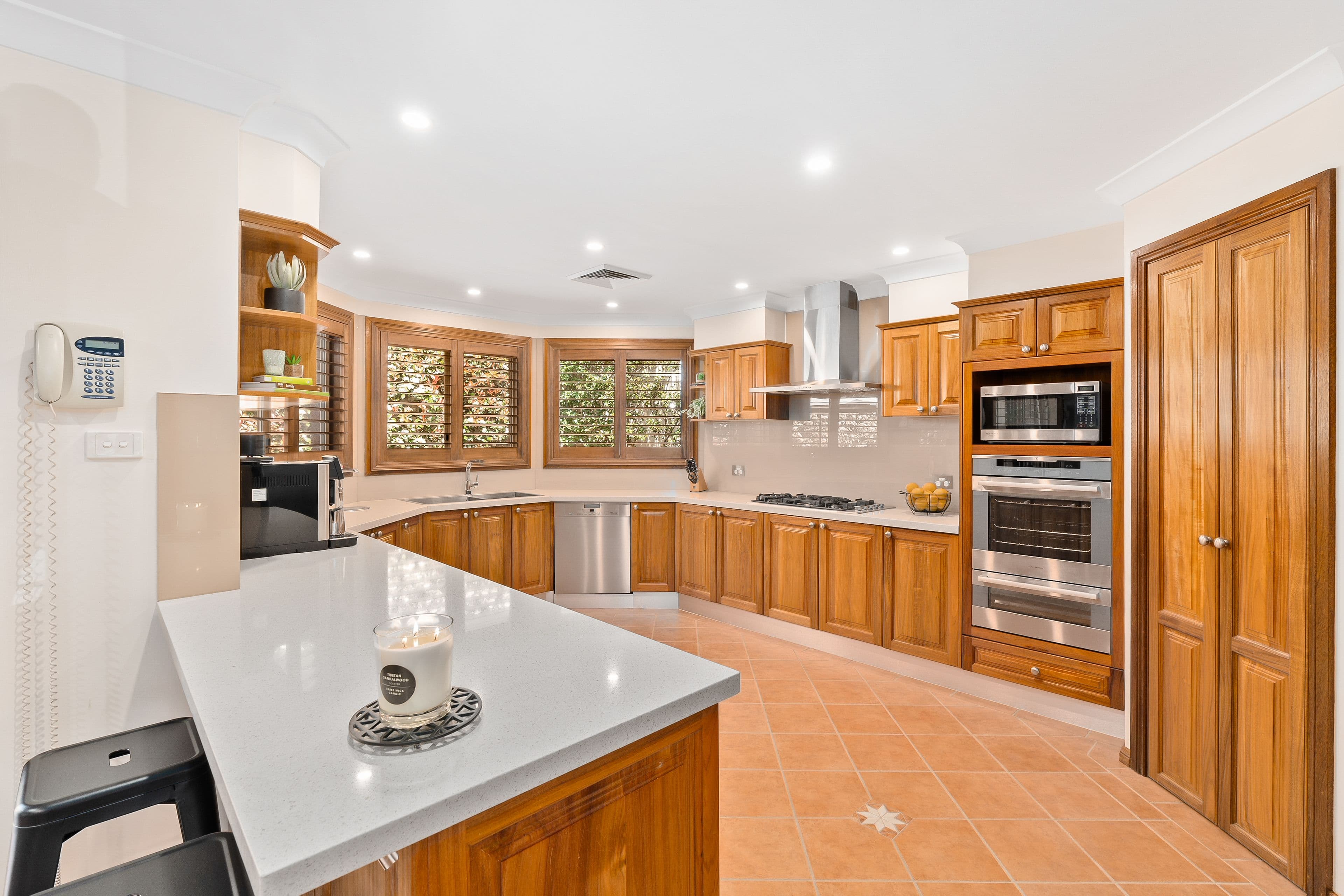 10 Philippa Close, Cecil Hills NSW 2171, Cecil Hills - Thumbnail 3