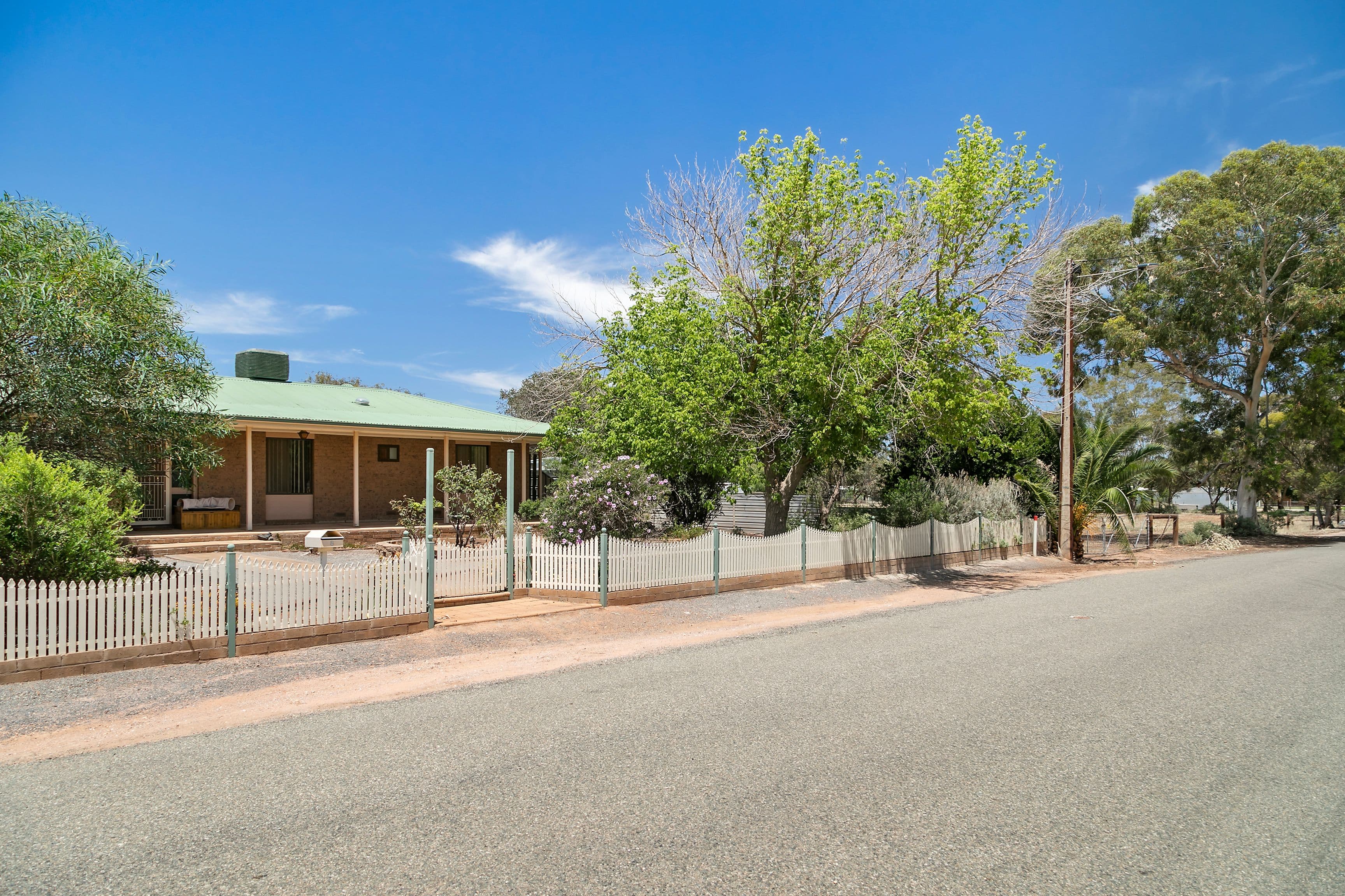 8 Matthew Street, Gladstone SA 5473, Gladstone - Thumbnail 2