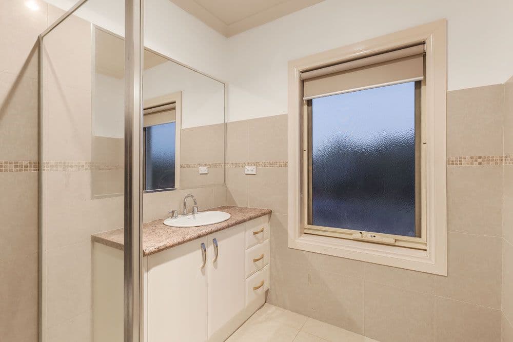 41 Blackman Avenue, Mill Park VIC 3082, Mill Park - Thumbnail 6