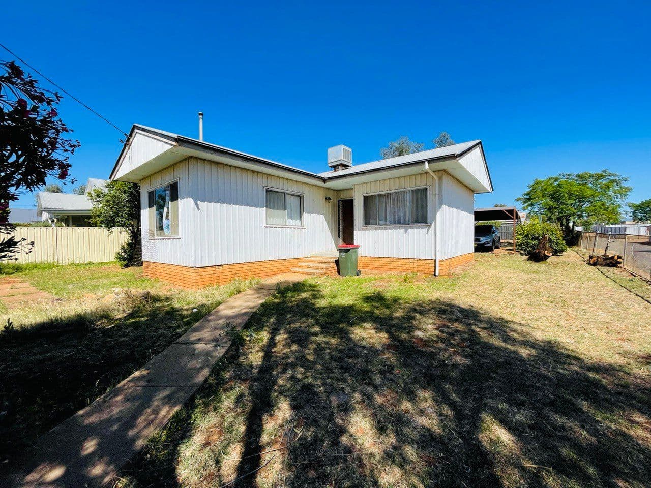 20 Innes Street, Condobolin NSW 2877, Condobolin - Thumbnail 2