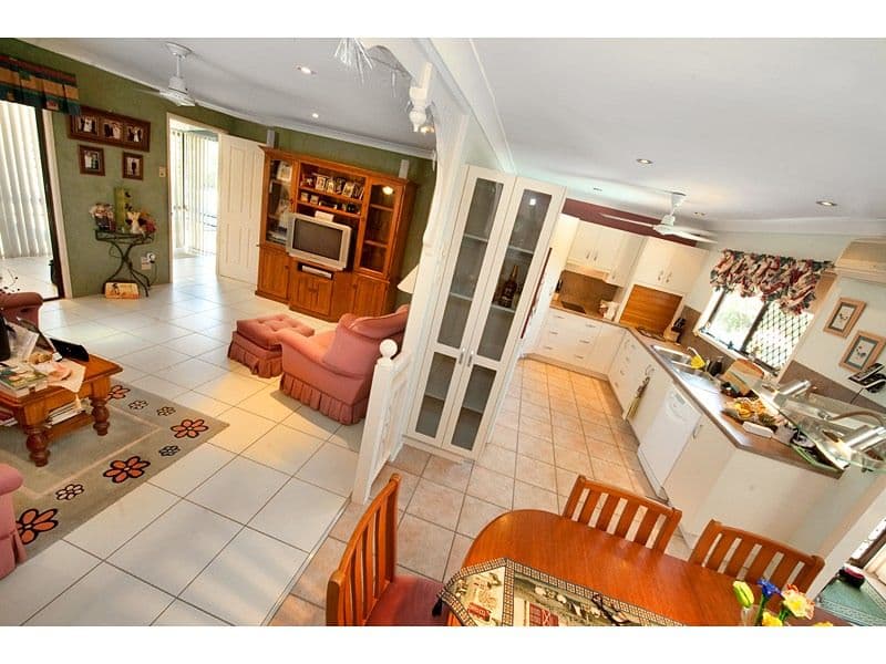 77 Kershaw Street, PARK AVENUE QLD 4701, Park Avenue - Thumbnail 5