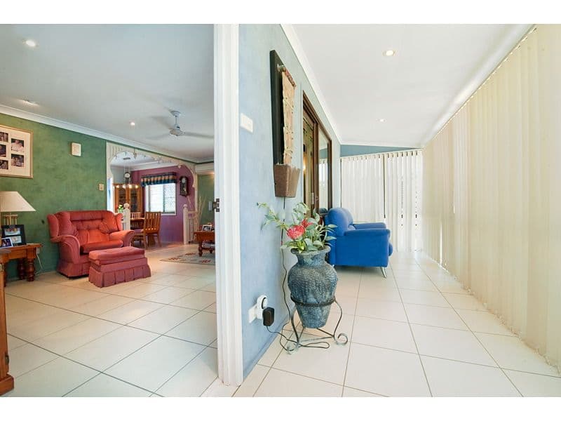 77 Kershaw Street, PARK AVENUE QLD 4701, Park Avenue - Thumbnail 7