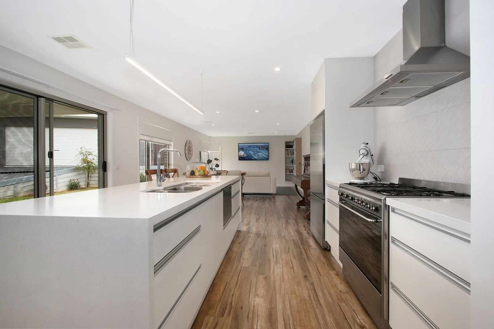 6 Dwyer Place, Thurgoona NSW 2640, Thurgoona - Image 1