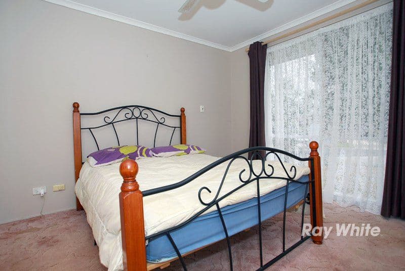 13 Rowen Court, CRANBOURNE NORTH VIC 3977, Cranbourne North - Thumbnail 5