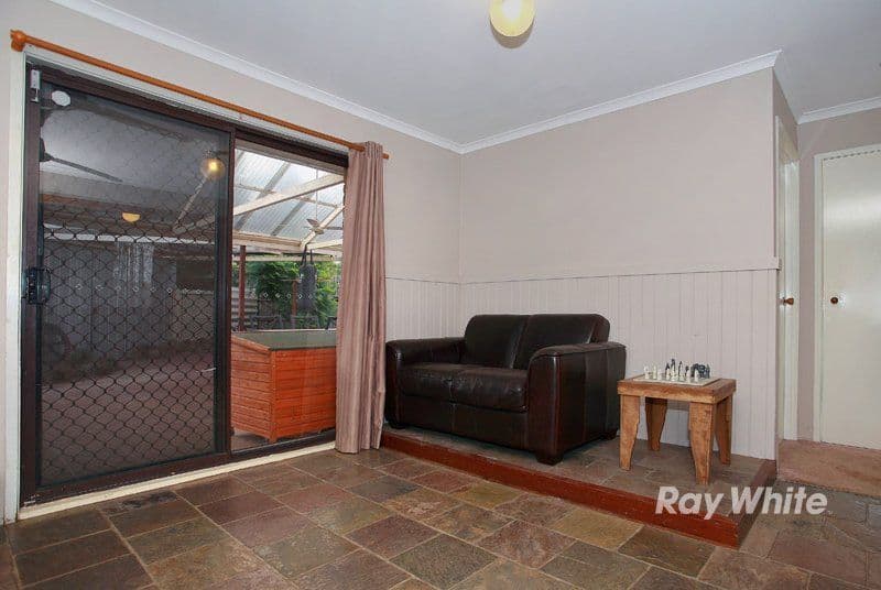 13 Rowen Court, CRANBOURNE NORTH VIC 3977, Cranbourne North - Thumbnail 6