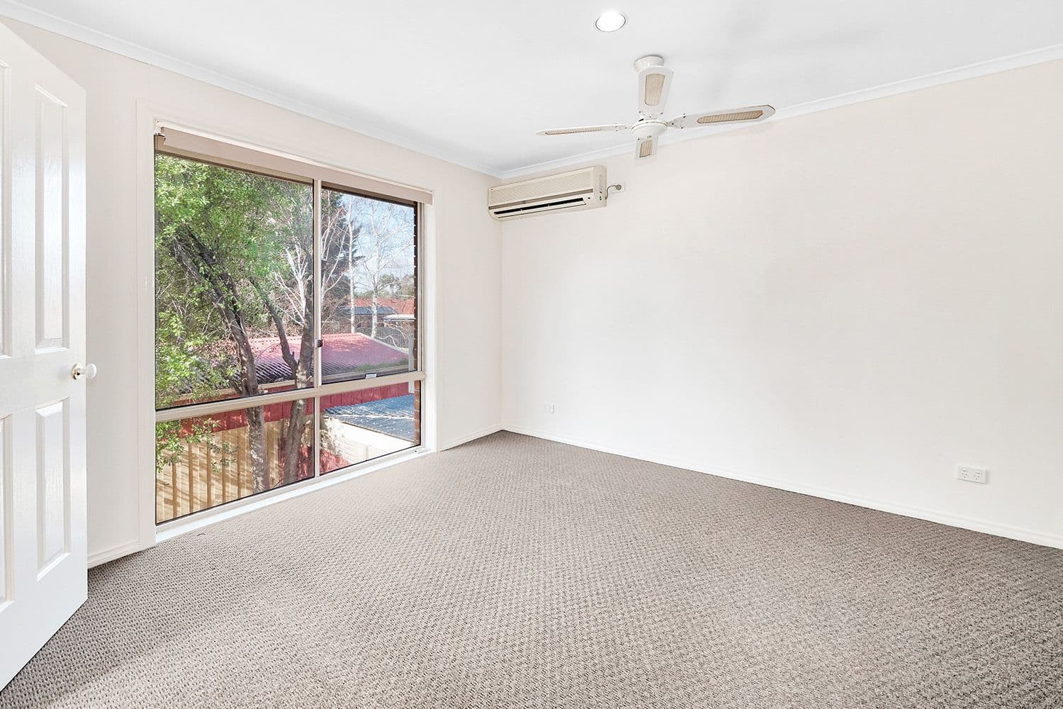 74 Huon Park Road, Cranbourne North VIC 3977, Cranbourne North - Thumbnail 8