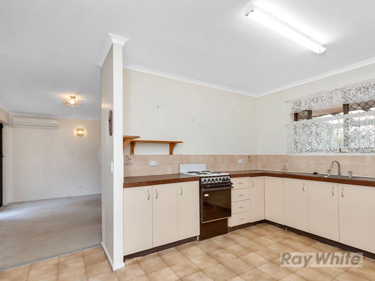 6 Robert Court, REDBANK PLAINS QLD 4301, Redbank Plains - Thumbnail 6