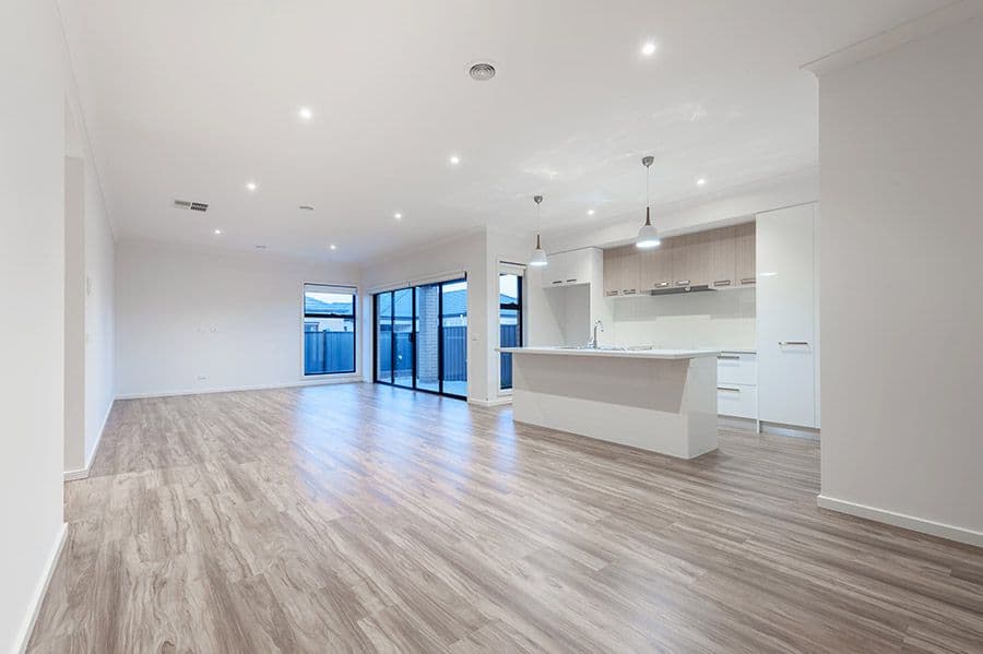 32 Loudon Circuit, Craigieburn VIC 3064, Craigieburn - Thumbnail 4