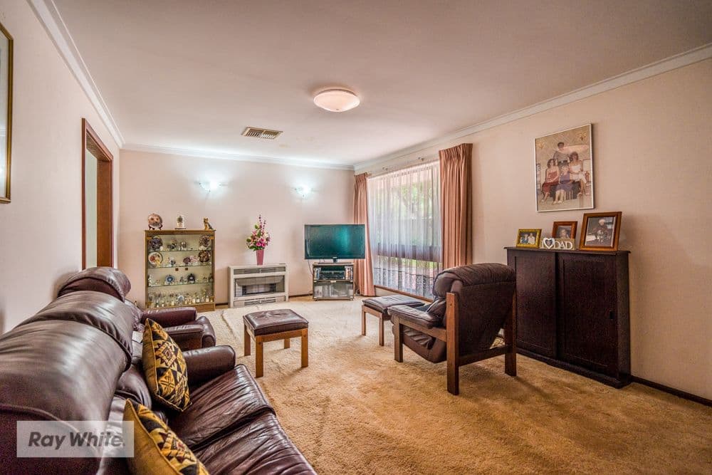 15 Gameson Way, Girrawheen WA 6064, Girrawheen - Thumbnail 2