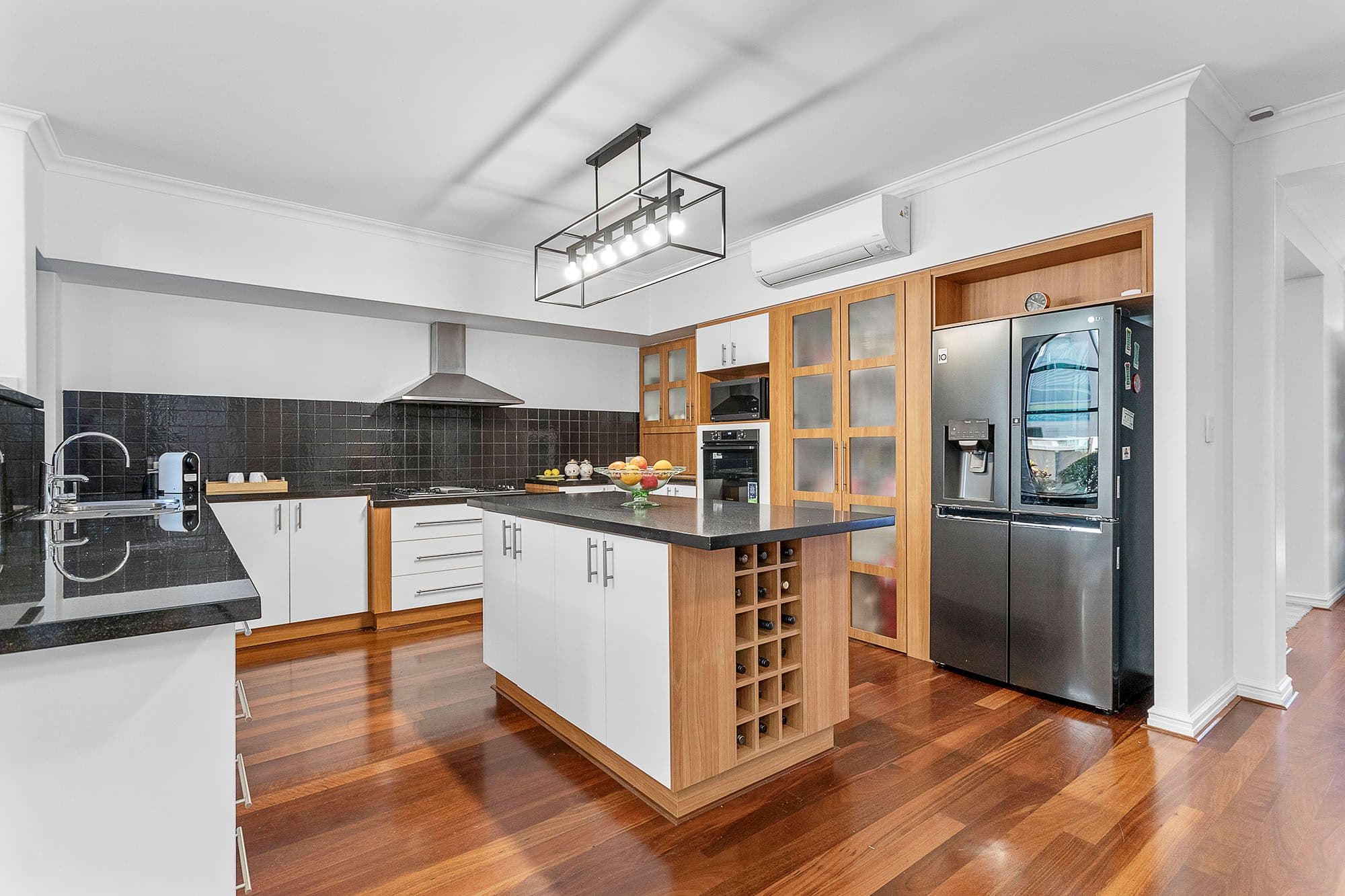 19 Laurino Terrace, Subiaco WA 6008, Subiaco - Thumbnail 6