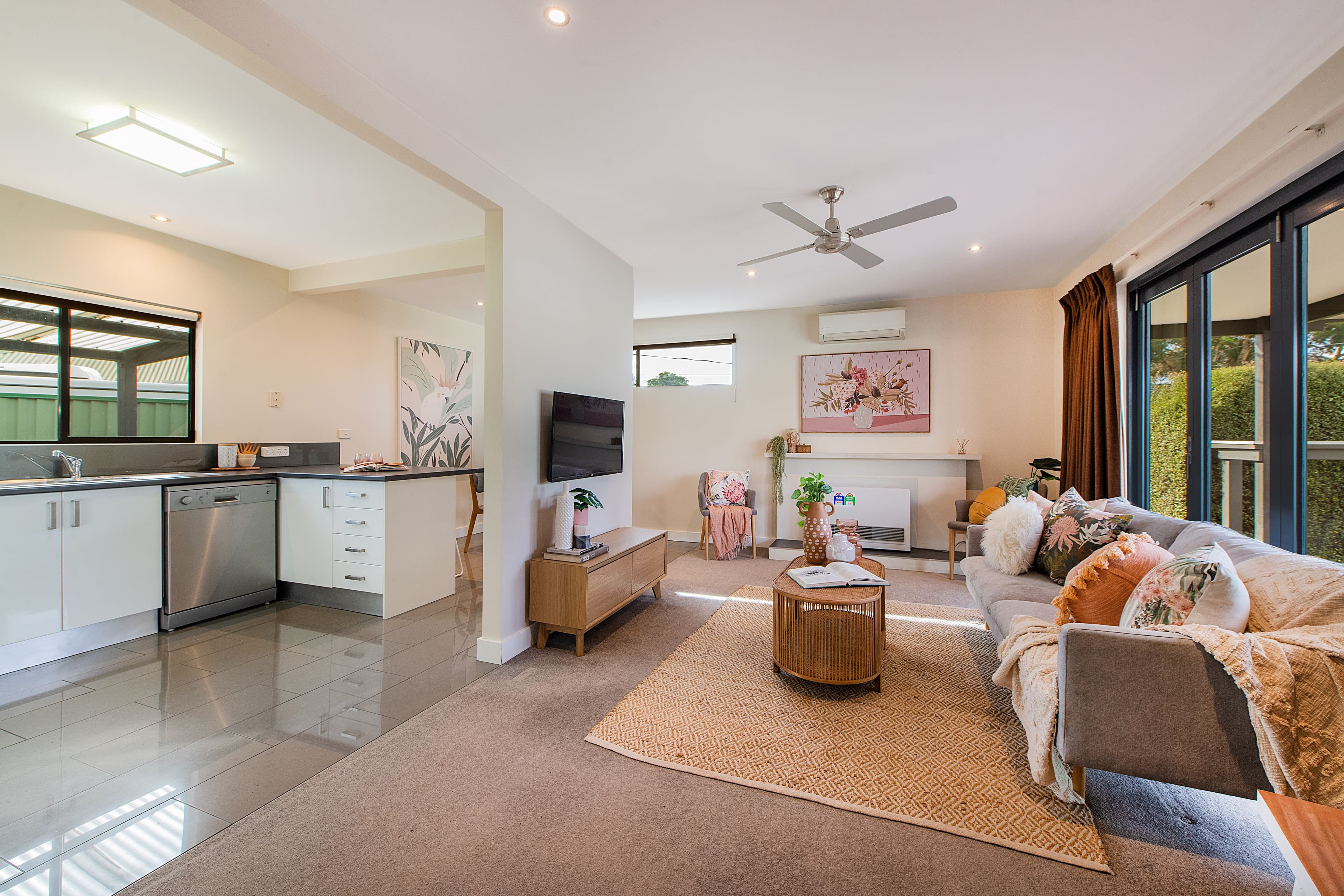 26 Piperita Road, Ferntree Gully VIC 3156, Ferntree Gully - Thumbnail 3