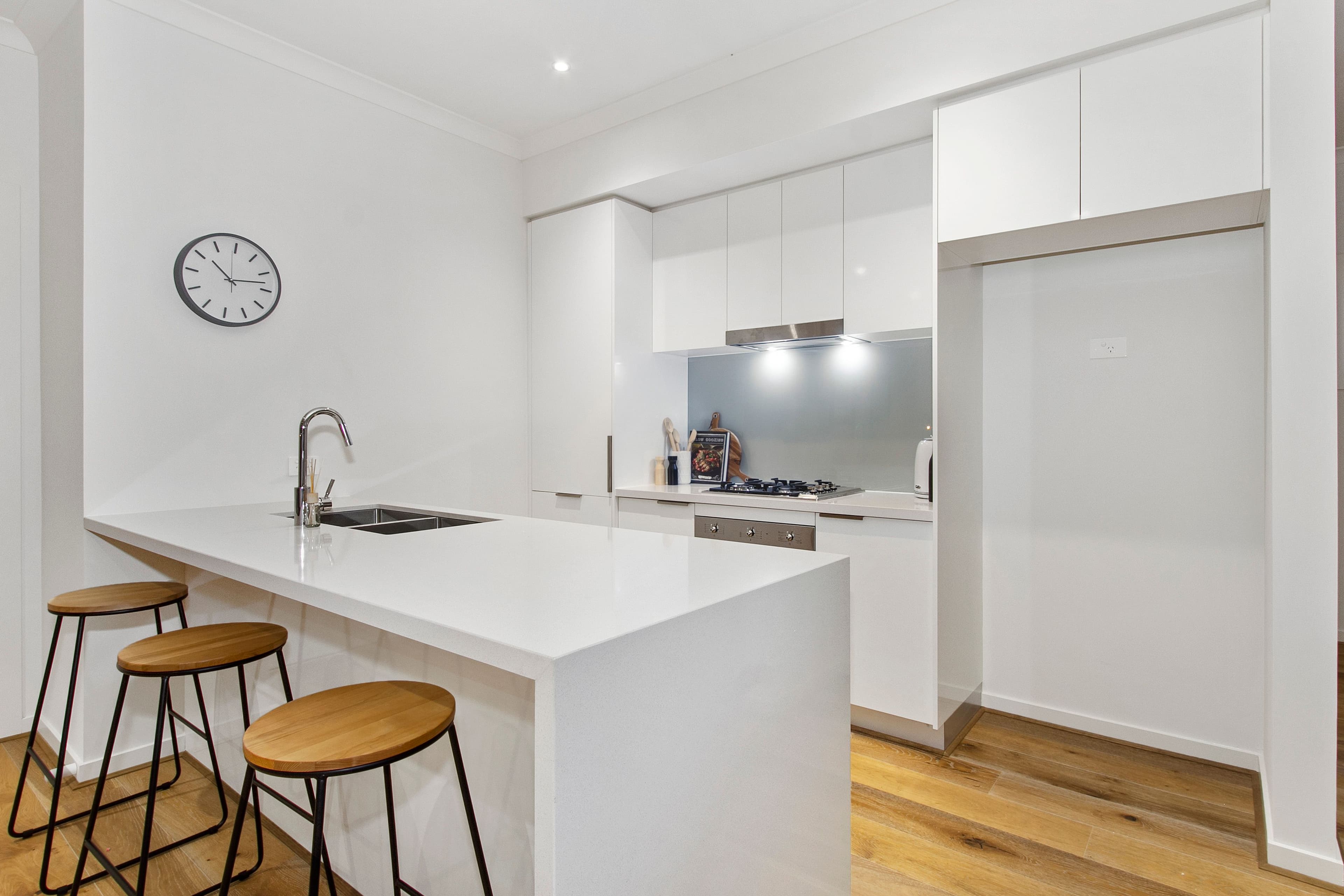 9-10 Luton Court, Rowville VIC 3178, Rowville - Thumbnail 3