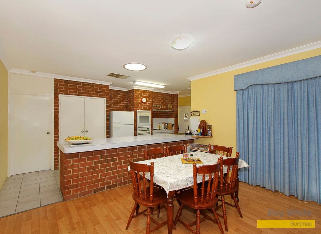7 Seaspray Crest, BALLAJURA WA 6066, Ballajura - Thumbnail 2