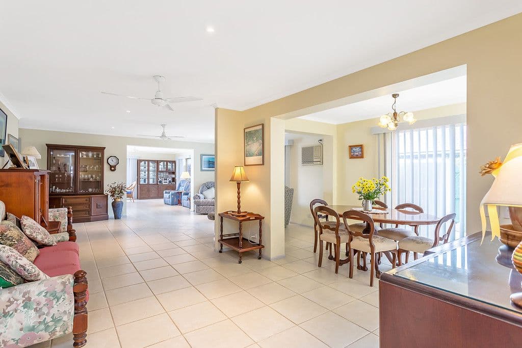 25 Southlake Drive, Varsity Lakes QLD 4227, Varsity Lakes - Thumbnail 4