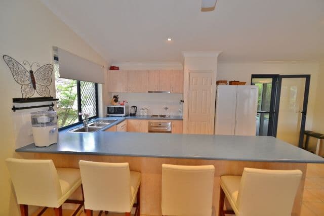 35 Tiverton Place, LANDSBOROUGH QLD 4550, Landsborough - Thumbnail 7