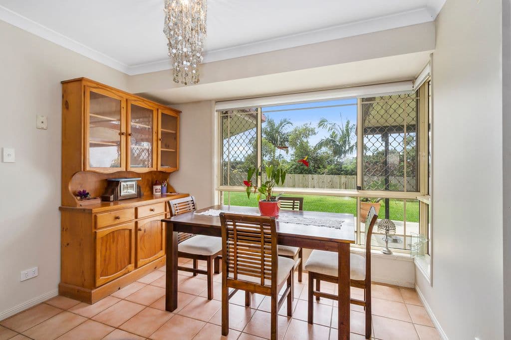 18 Lochlomond Drive, Banora Point - Thumbnail 3
