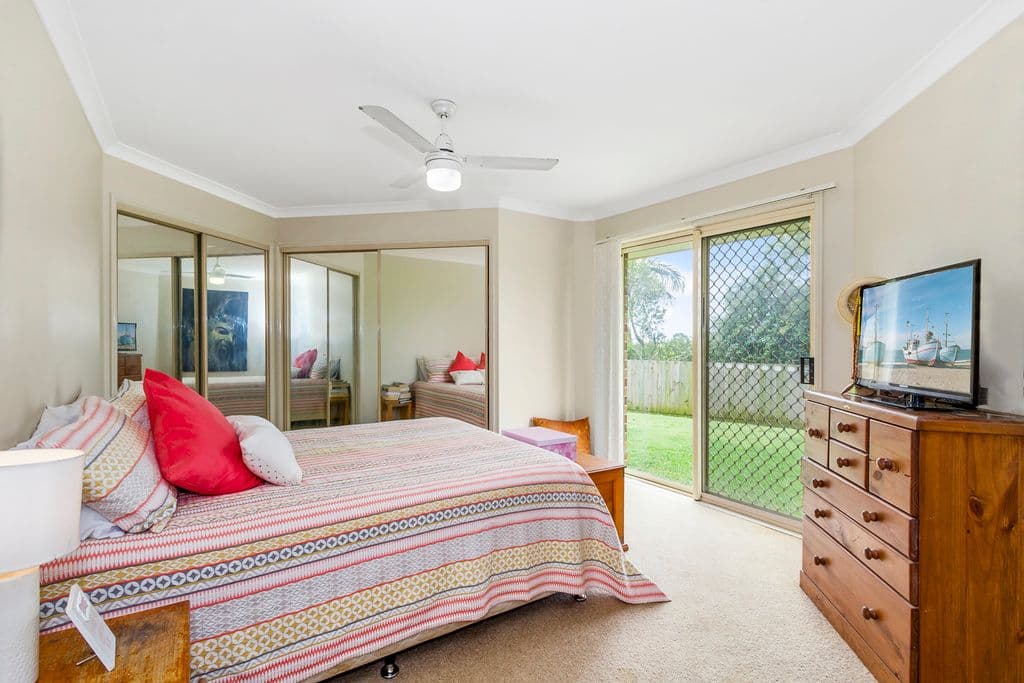 18 Lochlomond Drive, Banora Point - Thumbnail 4