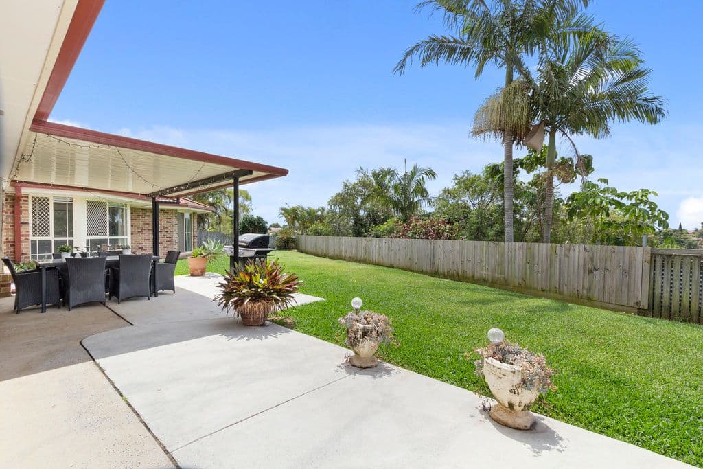 18 Lochlomond Drive, Banora Point - Thumbnail 7