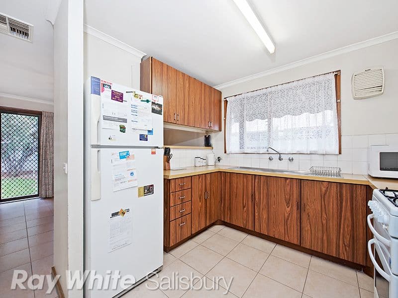 15 Sharon Avenue, Parafield Gardens SA 5107, Parafield Gardens - Thumbnail 3