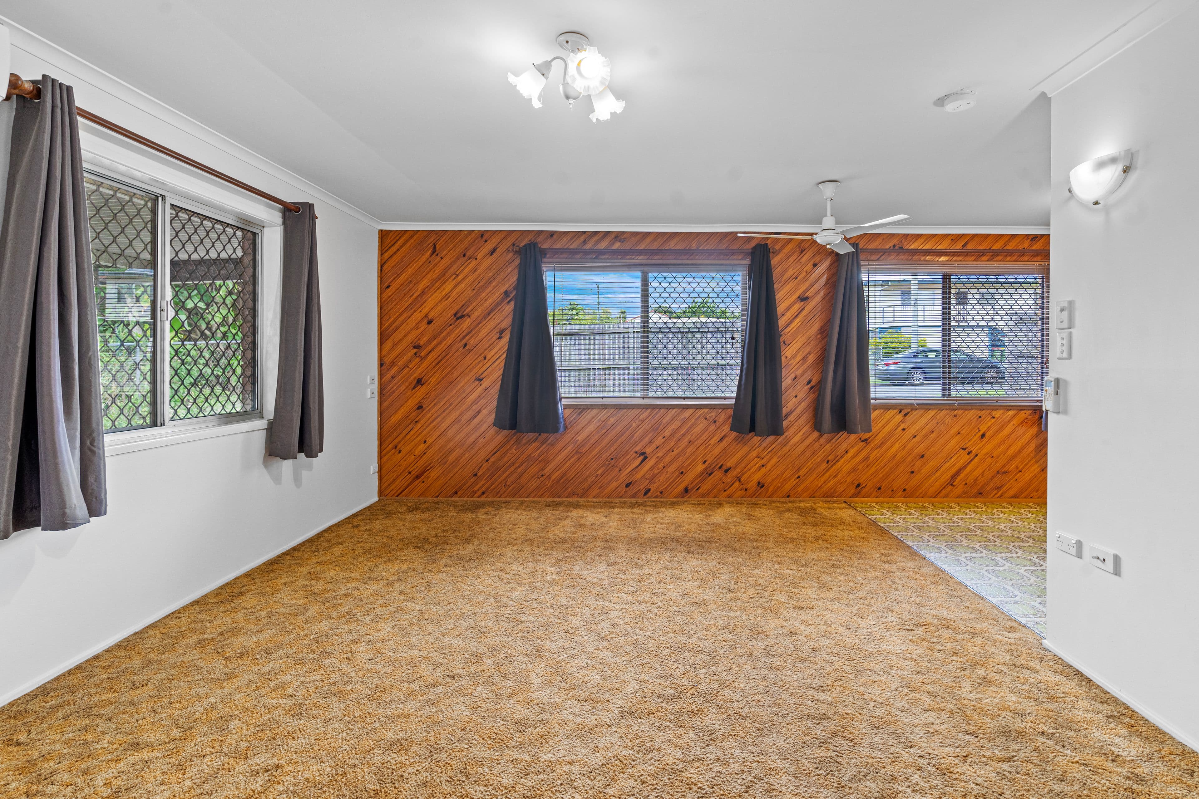 43 Kelvin Street, Woodridge QLD 4114, Woodridge - Thumbnail 7