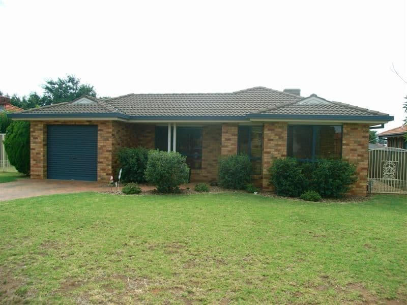 16 Kestrel Close, DUBBO NSW 2830, Dubbo - Image 1