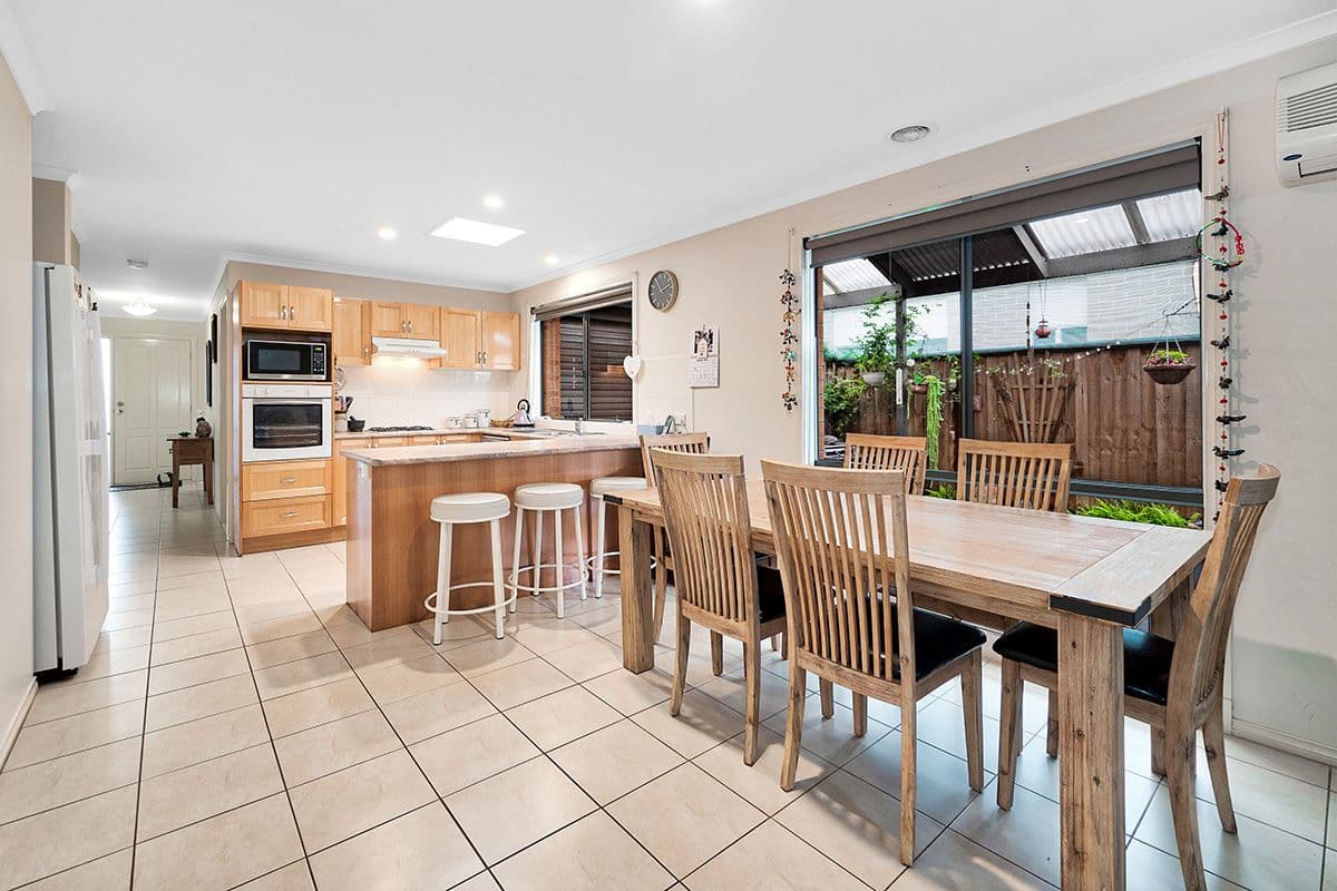 5 Ebony Street, Cranbourne VIC 3977, Cranbourne - Thumbnail 4