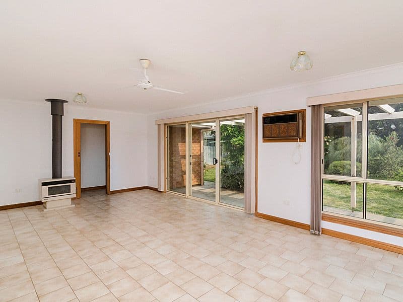 7 Liverpool Drive, STRATHALBYN SA 5255, Strathalbyn - Thumbnail 2