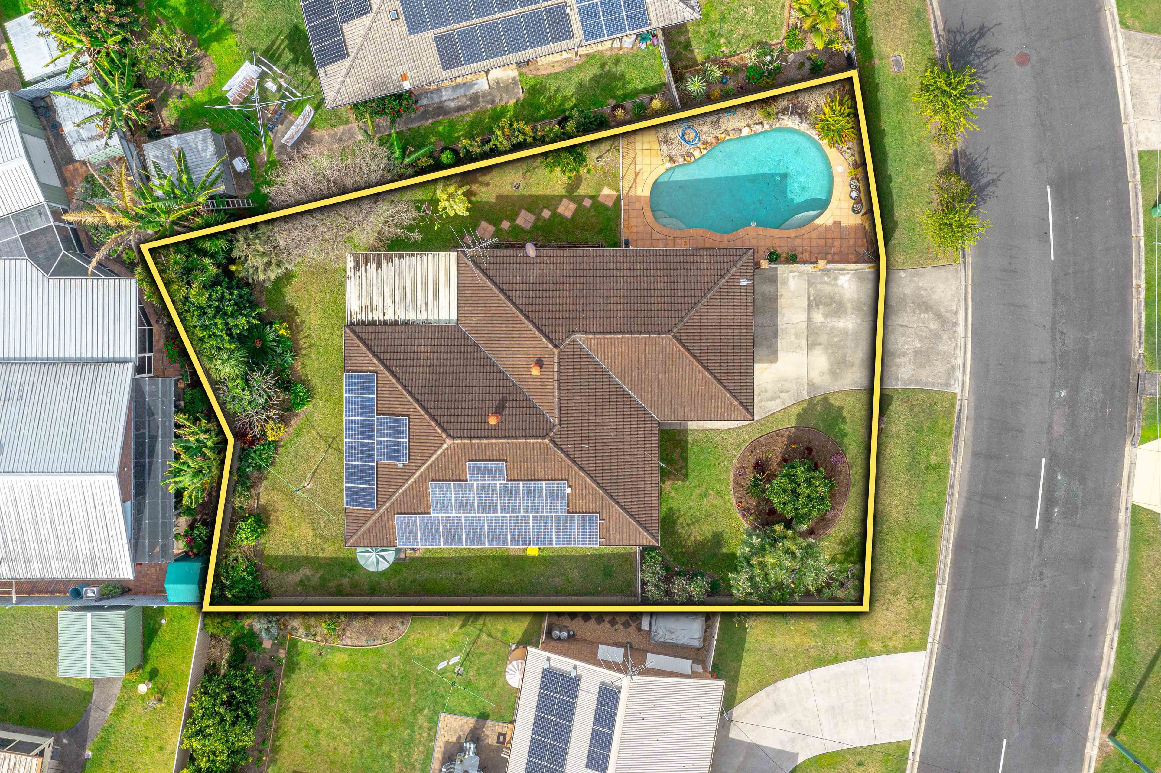 9 Sirene Crescent, Deception Bay QLD 4508, Deception Bay - Thumbnail 2