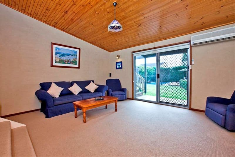 8 Brown Street, ADAMSTOWN NSW 2289, Adamstown - Thumbnail 2