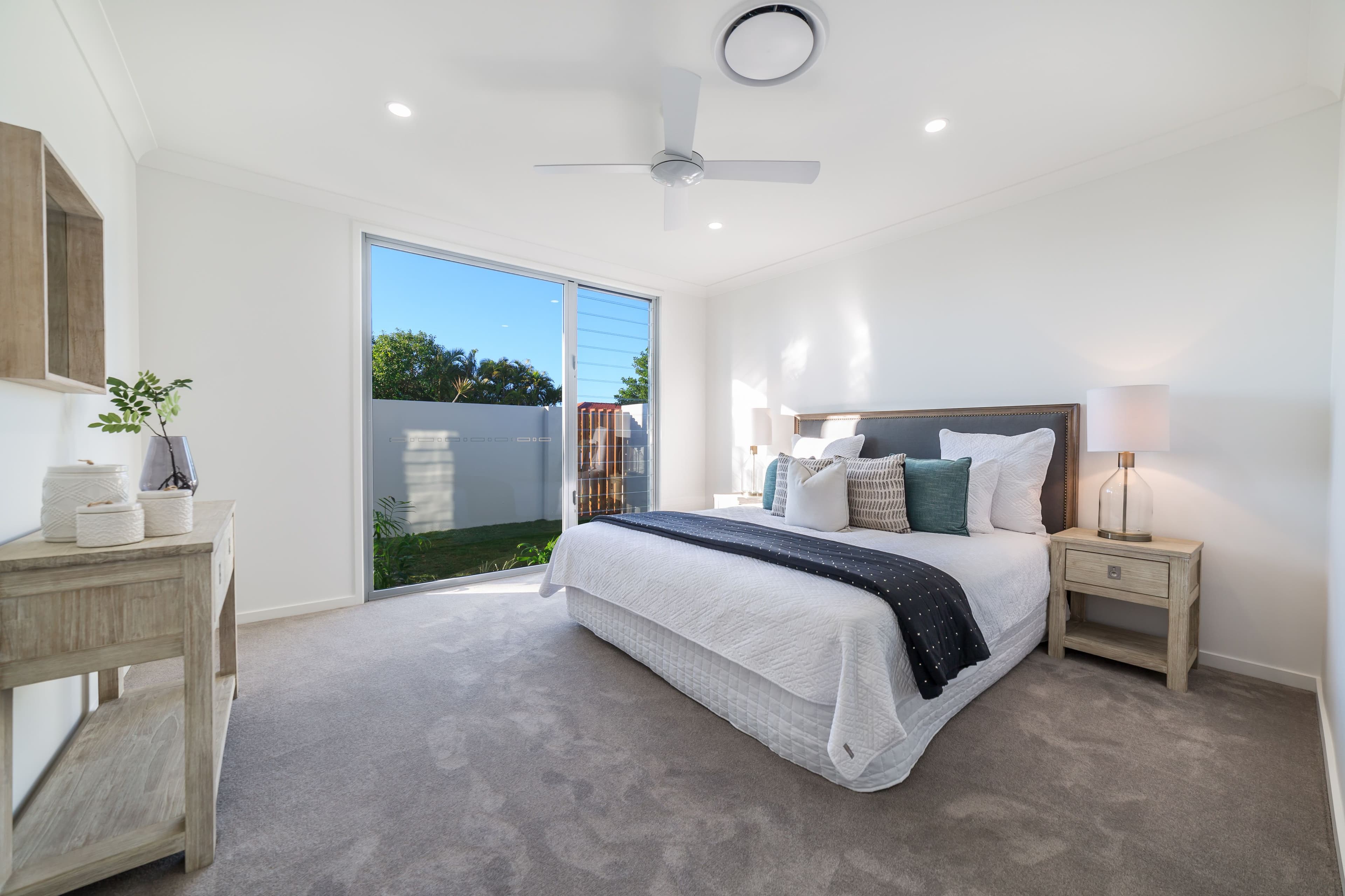 15 Wewak Avenue, Runaway Bay QLD 4216, Runaway Bay - Thumbnail 7