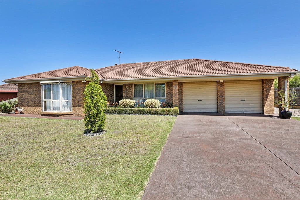 40 Glastonbury Drive, Highton VIC 3216, Highton - Image 1