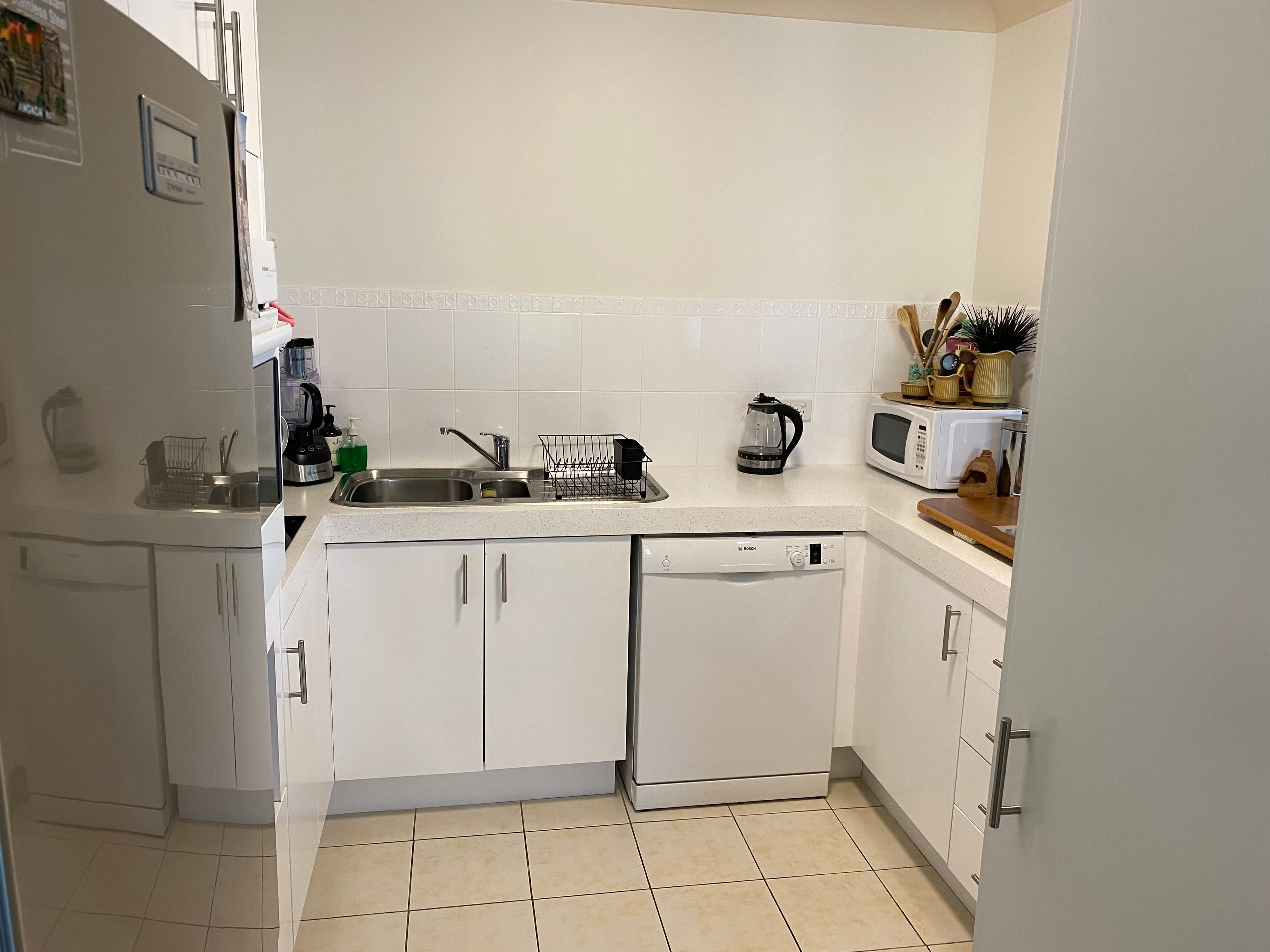 22 Jennifer Avenue, Runaway Bay QLD 4216, Runaway Bay - Thumbnail 4