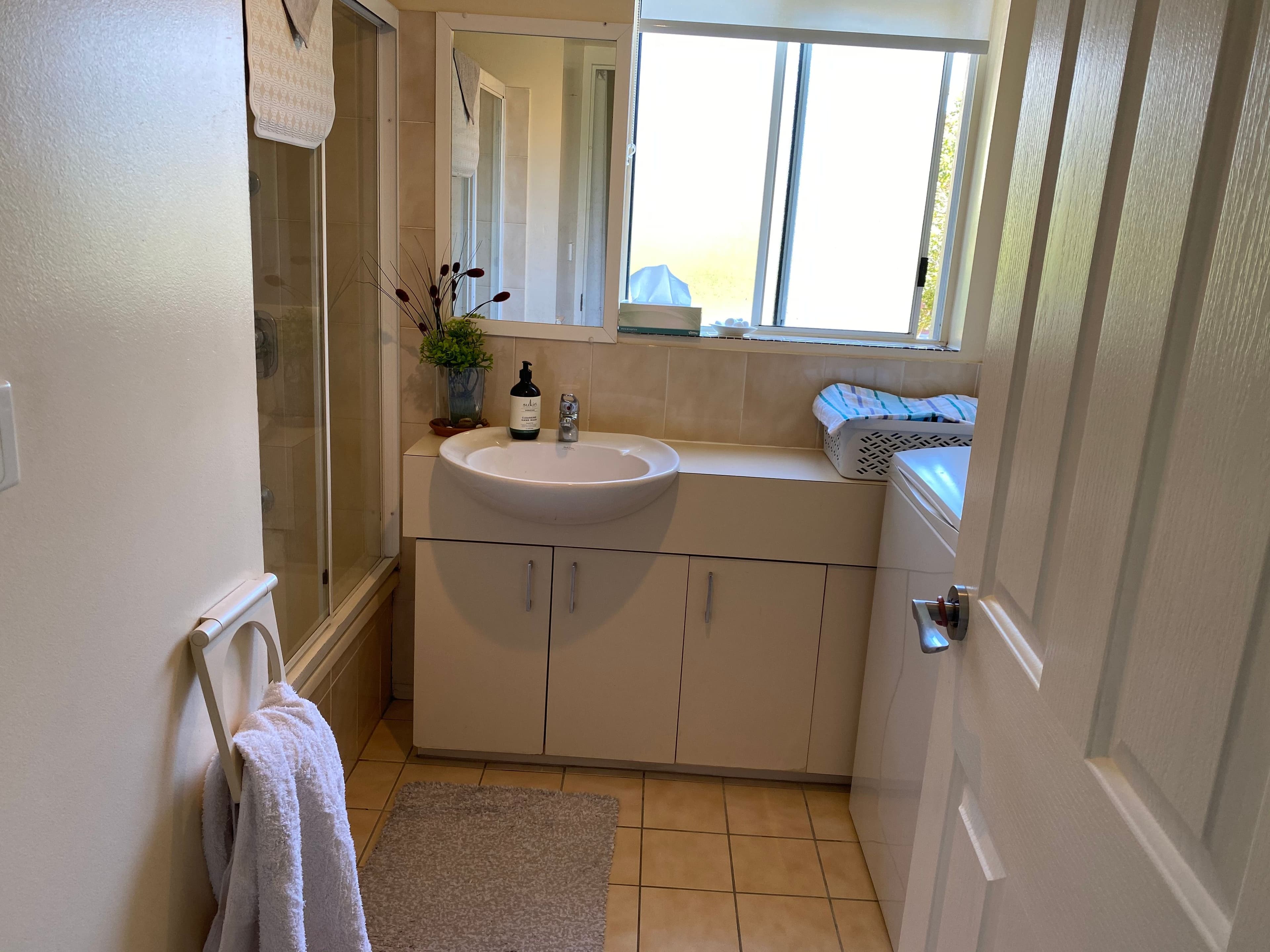 22 Jennifer Avenue, Runaway Bay QLD 4216, Runaway Bay - Thumbnail 5