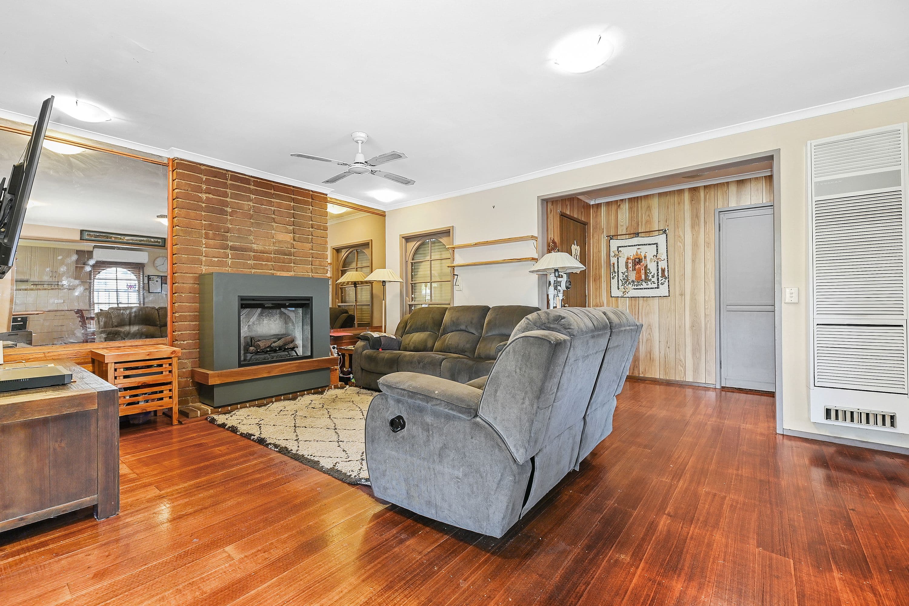 1 Ainsleigh Court, Cranbourne VIC 3977, Cranbourne - Thumbnail 4