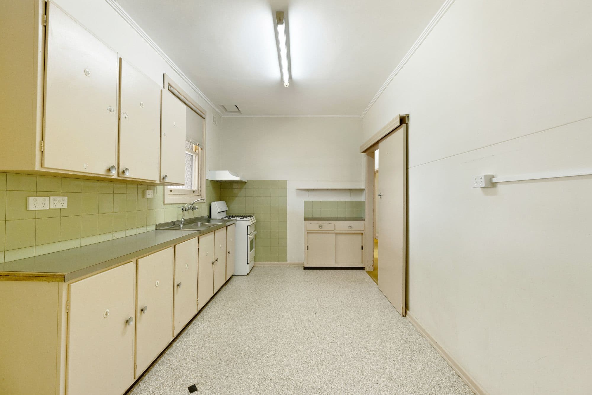 73 Harding Street, Somerton Park SA 5044, Somerton Park - Thumbnail 8