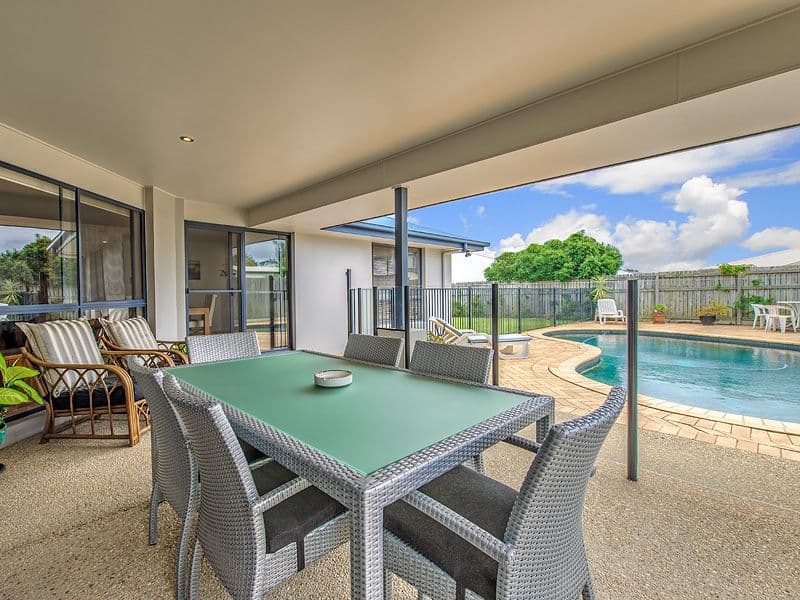 33 Shannon Crescent, CALOUNDRA WEST QLD 4551, Caloundra West - Thumbnail 2