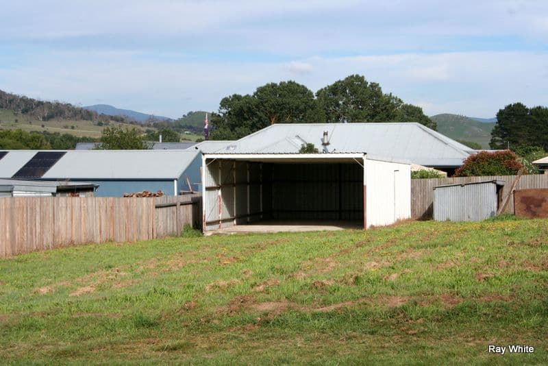 30 Ryrie Street, BRAIDWOOD NSW 2622, Braidwood - Thumbnail 2