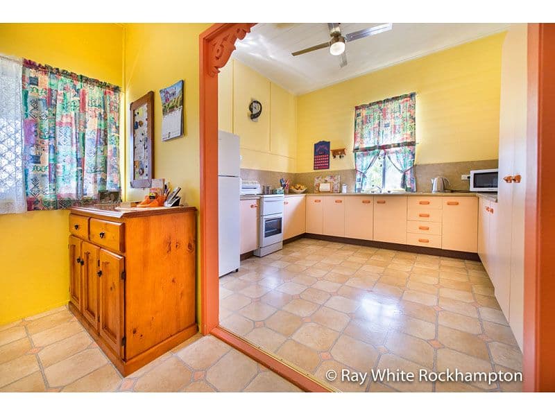 296 East Street, Depot Hill QLD 4700, Depot Hill - Thumbnail 3