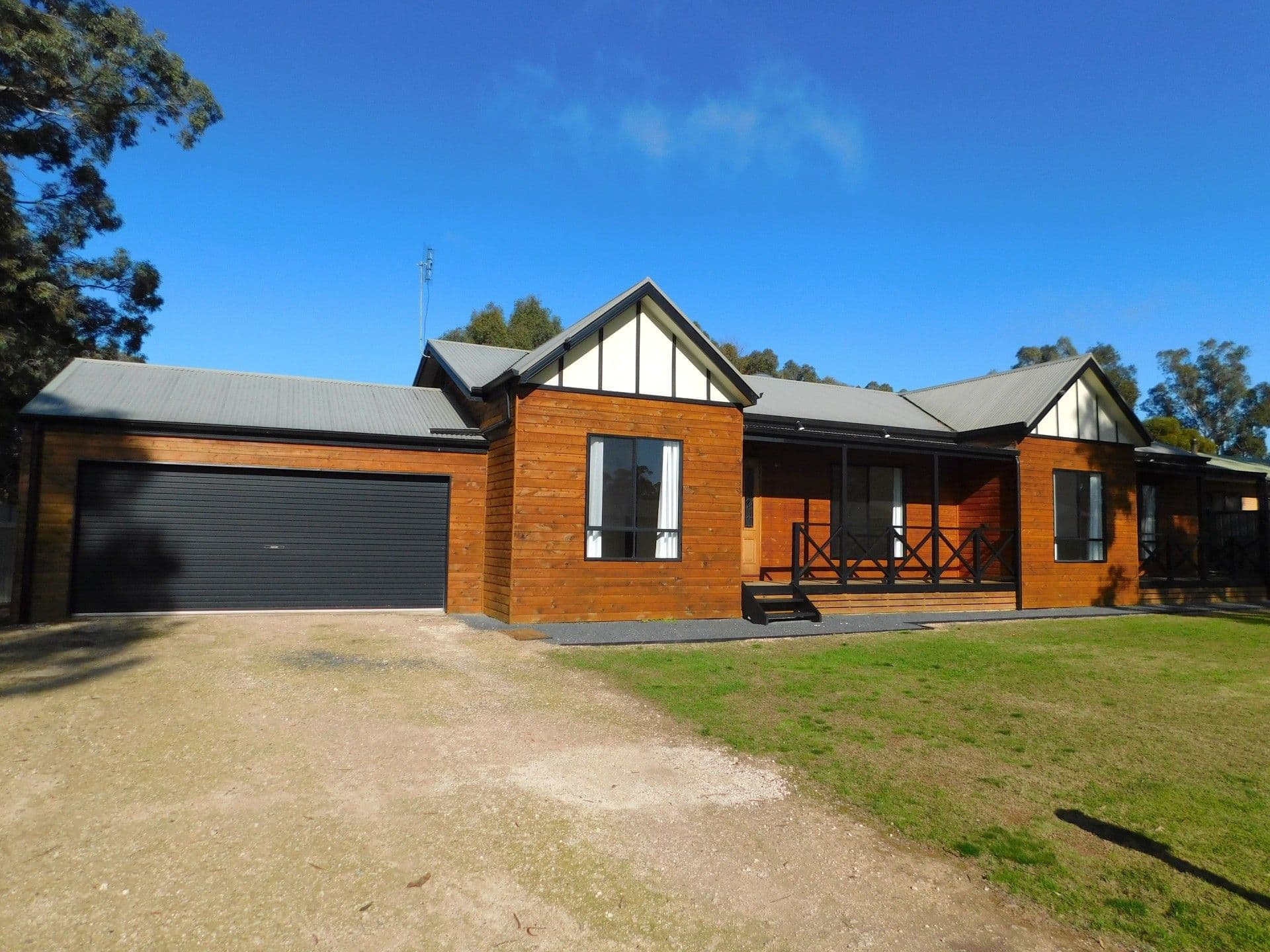 52 Albert Parade, Bordertown SA 5268, Bordertown - Image 1