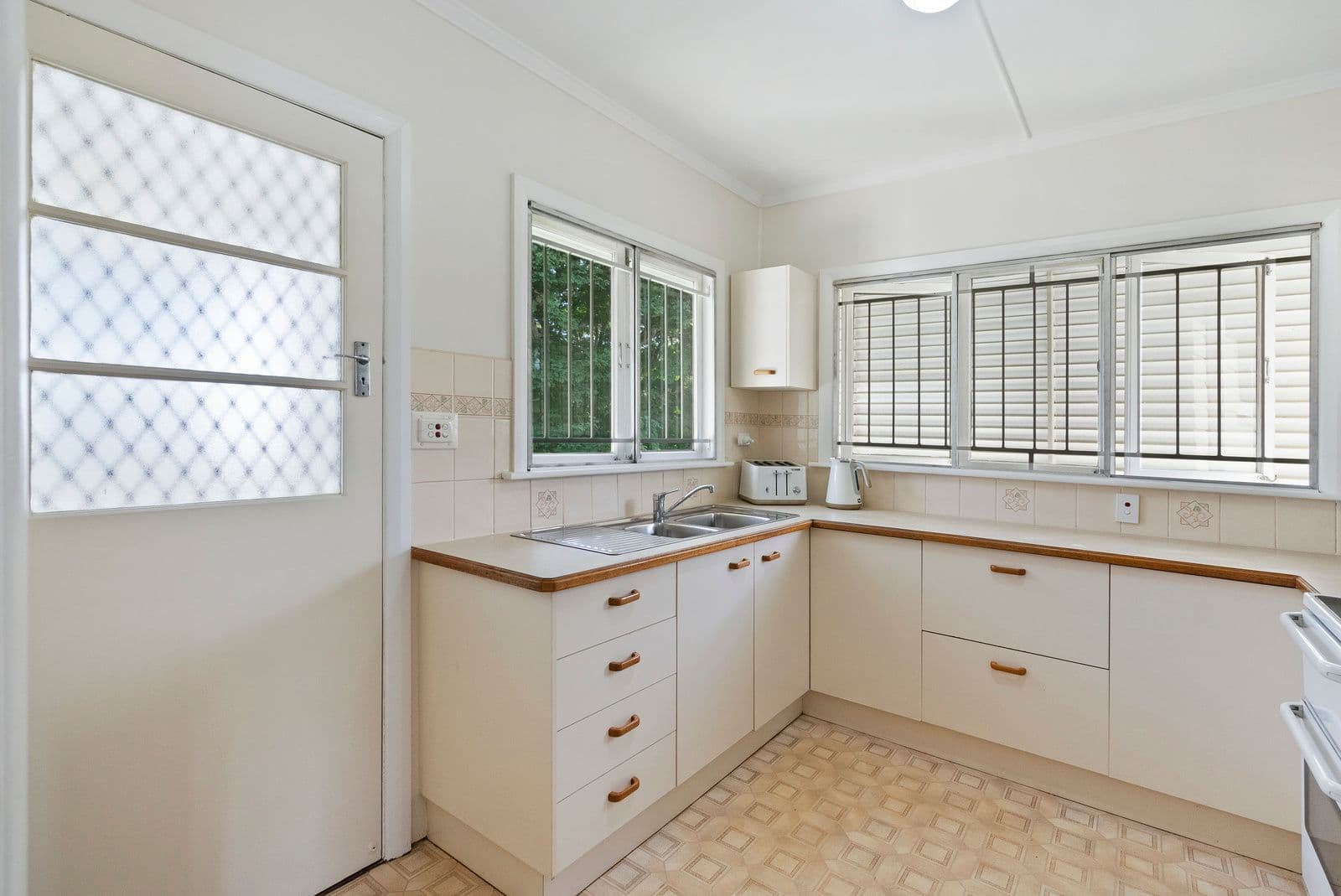 71 Chalfont Street, Salisbury QLD 4107, Salisbury - Thumbnail 7