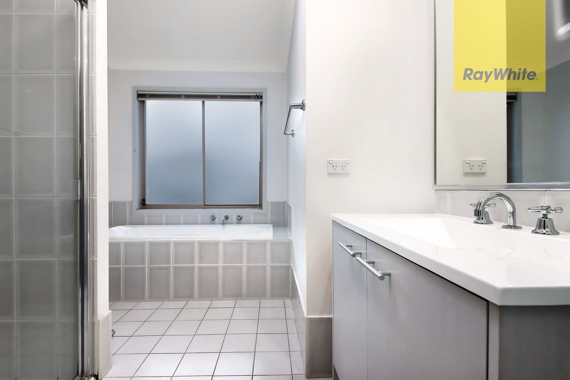 22 Lantana Place, Woodcroft - Thumbnail 5