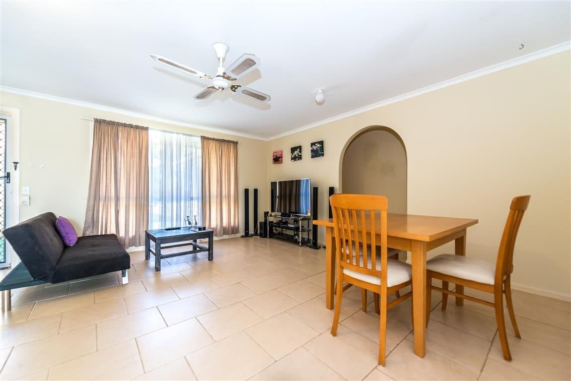 17 Kangaroo Avenue, COOMBABAH QLD 4216, Coombabah - Thumbnail 4