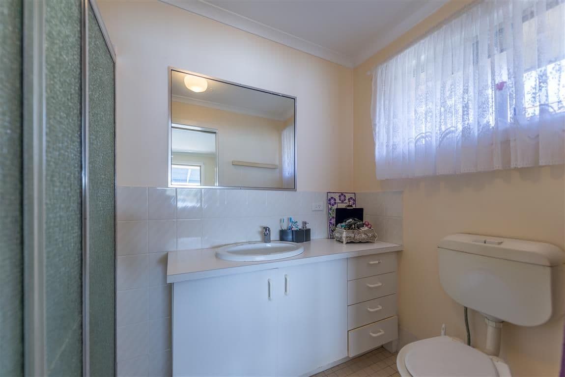 17 Kangaroo Avenue, COOMBABAH QLD 4216, Coombabah - Thumbnail 6