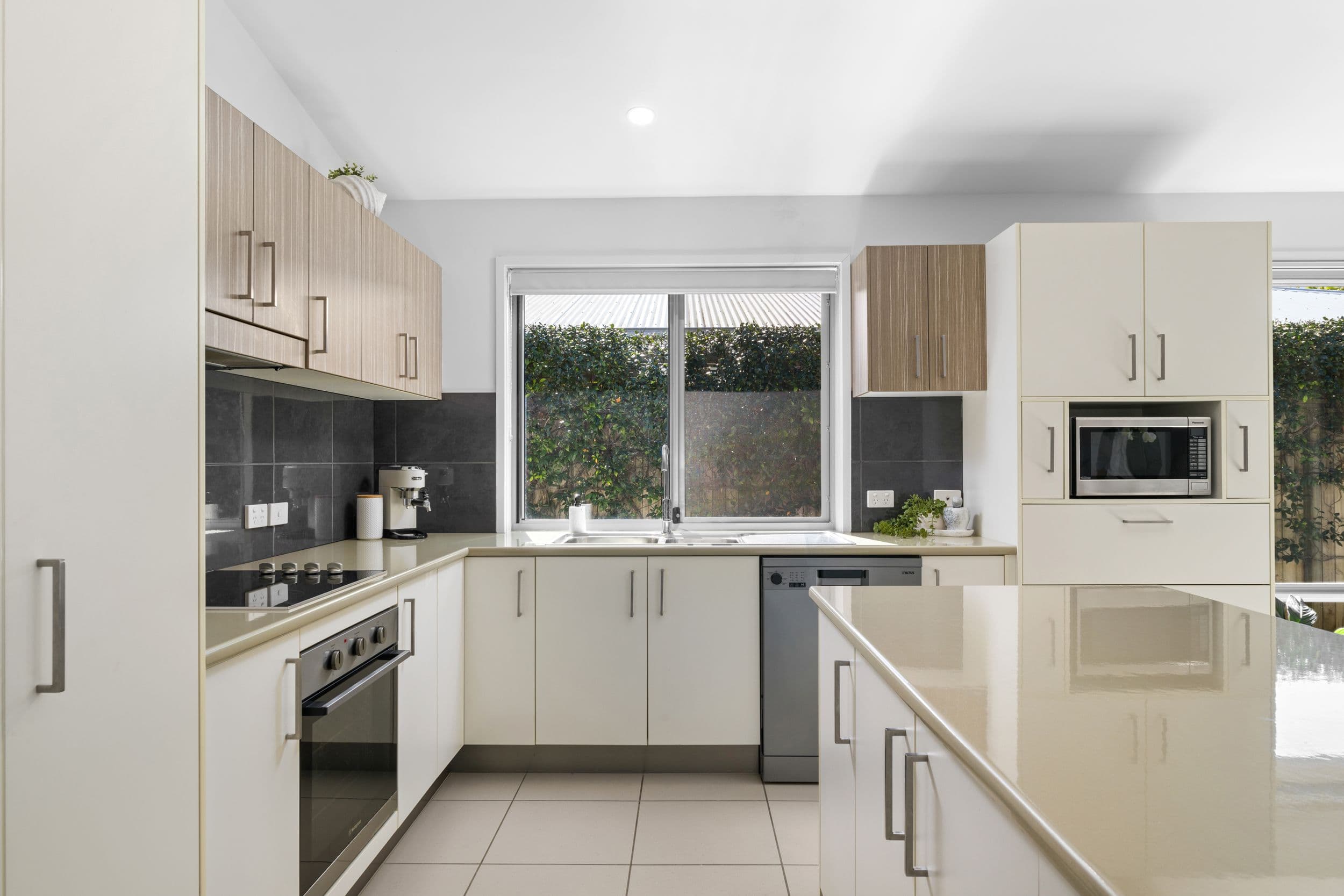 9 Parkview Drive, Little Mountain QLD 4551, Little Mountain - Thumbnail 5