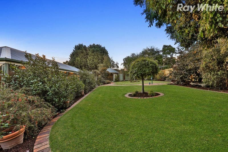 17 Palmerston Road, Lysterfield VIC 3156, Lysterfield - Thumbnail 5
