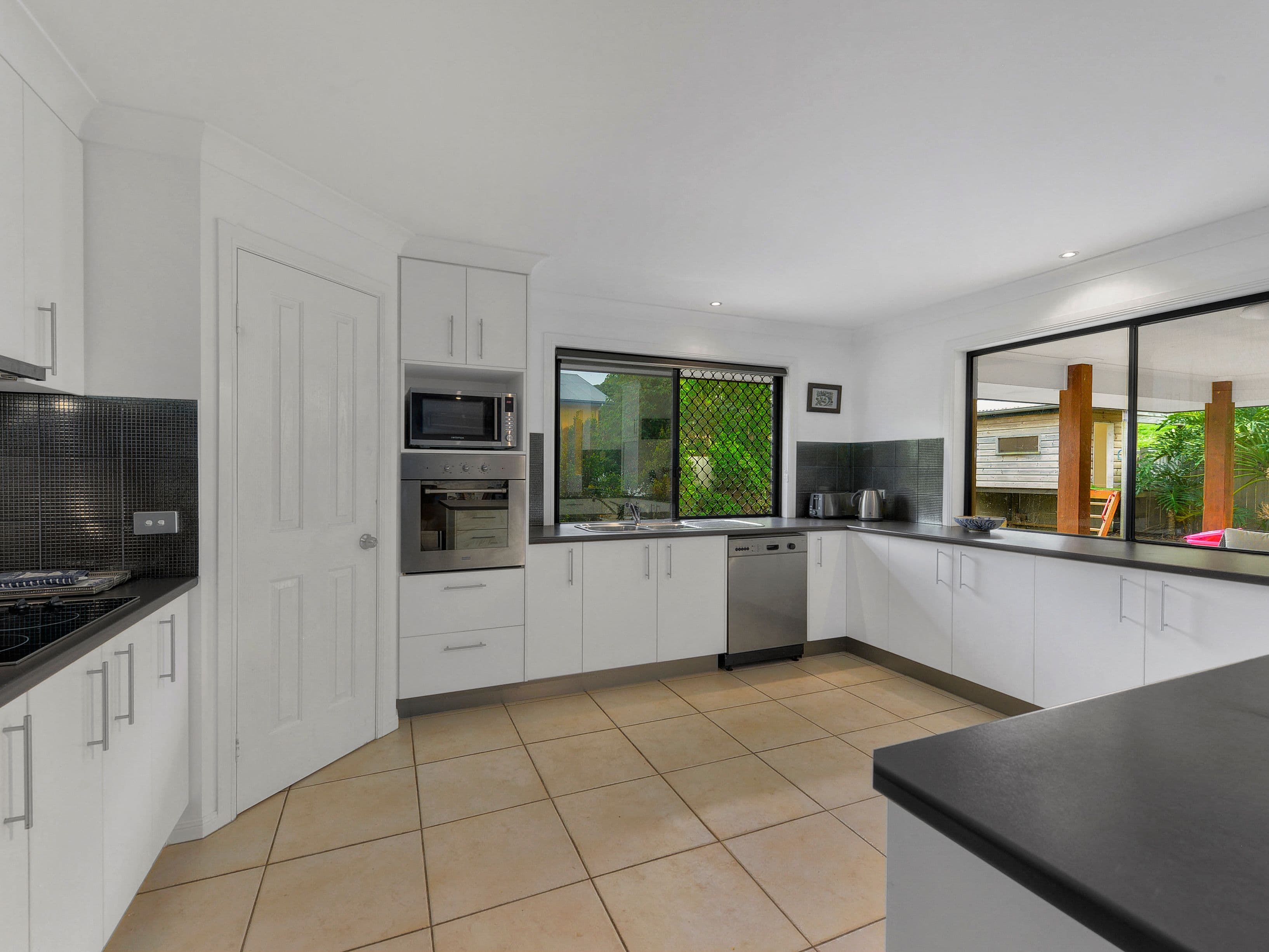 2 Janet Court, Narangba QLD 4504, Narangba - Thumbnail 2