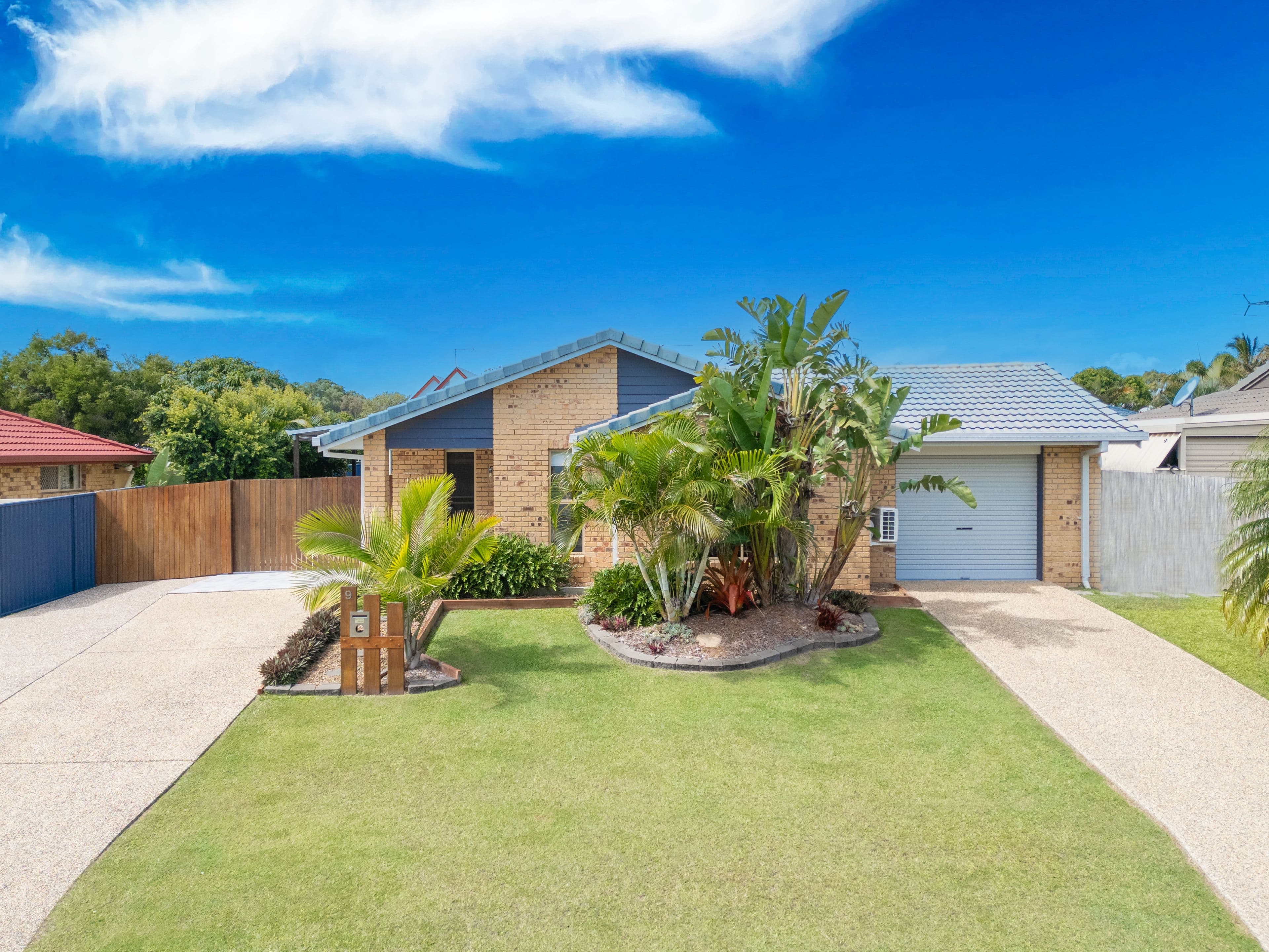 9 Gordon Crescent, Sandstone Point QLD 4511, Sandstone Point - Image 1