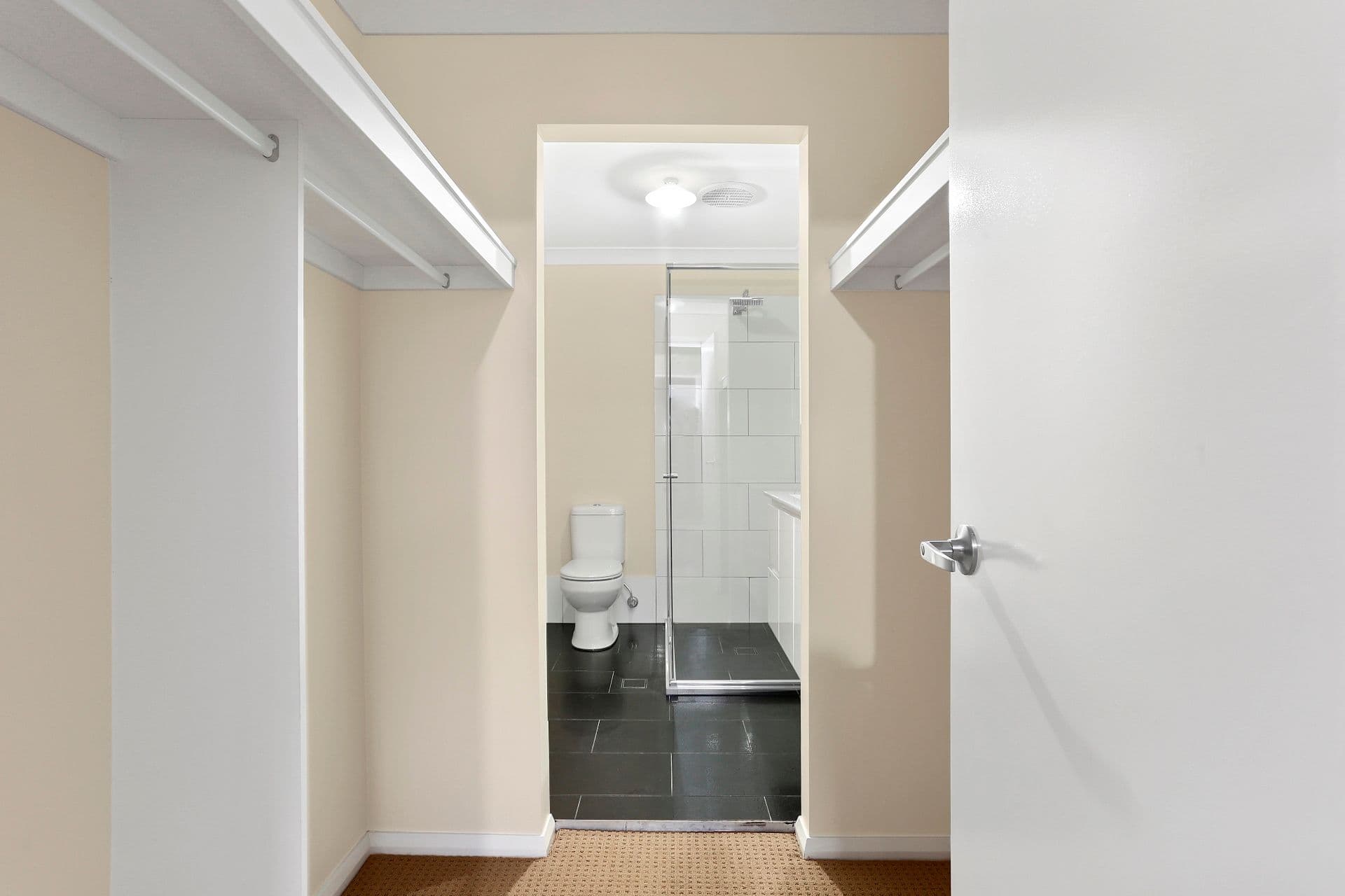 19 Macquarie Place, Tahmoor NSW 2573, Tahmoor - Thumbnail 6